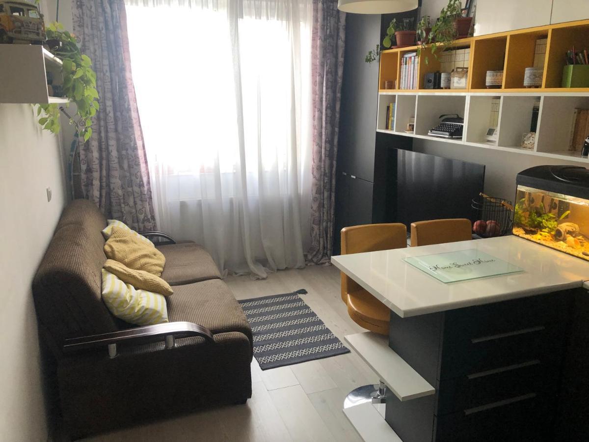 Living Si Dormitor Langa Vivo Mall Floreşti Екстериор снимка