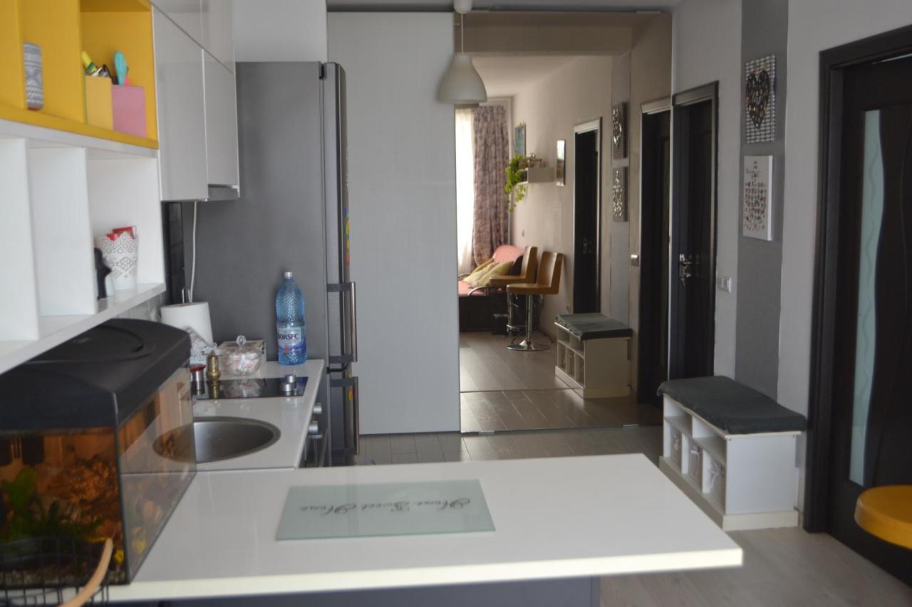 Living Si Dormitor Langa Vivo Mall Floreşti Екстериор снимка